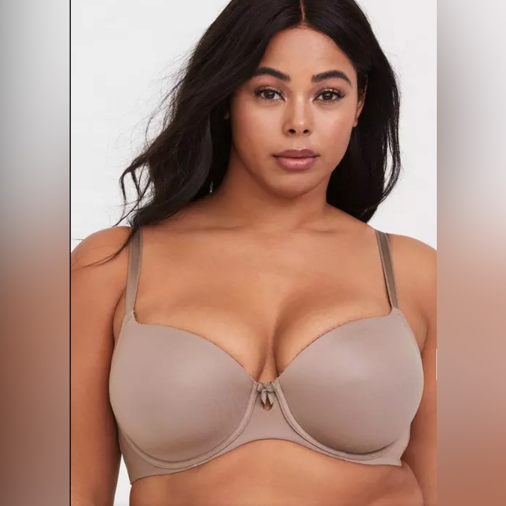 Torrid Perfect T-Shirt Lightly Lined Underwire Bra Beige 38dd Mint Condition!